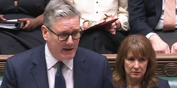 Kemi Badenoch skewers Rachel Reeves with brutal jibe at CV | Politics | News