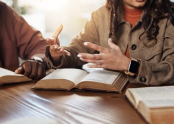 Quiet Revival report is giving Evangelicals confidence to talk about faith, poll suggests