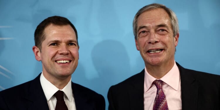 Reform blunder as Suella Braverman and Robert Jenrick vote with Labour on benefits | Politics | News