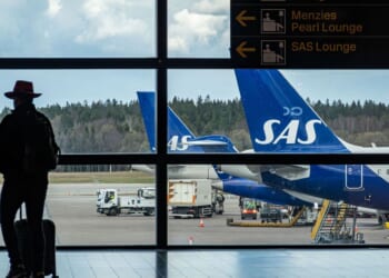 SAS flight to Dublin declared mid-air emergency | World | News