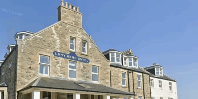 UK seaside town hotel plunges into administration after 160 years | UK | News