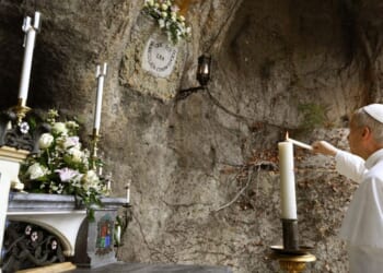 let dignity be extended to all