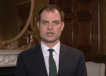 Middle East Minister denies Keir Starmer has been 'fence-sitting' on Iran in GB News grilling: 'We are taking action!'