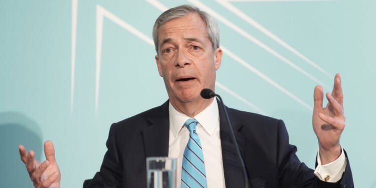 Nigel Farage against British boots 'on the ground' in Iran as he issues warning over 'huge mistake'