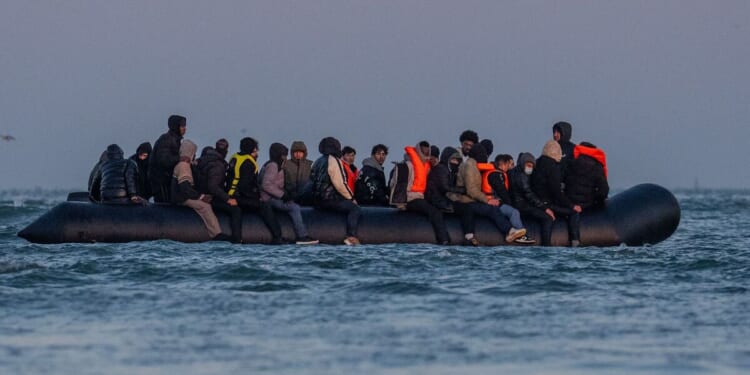 Fury as Labour accused of handing illegal migrants £40k ‘reward’ | Politics | News