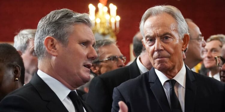 Tony Blair takes turn to scold Keir Starmer over Iran indecision: 'You better show up!'