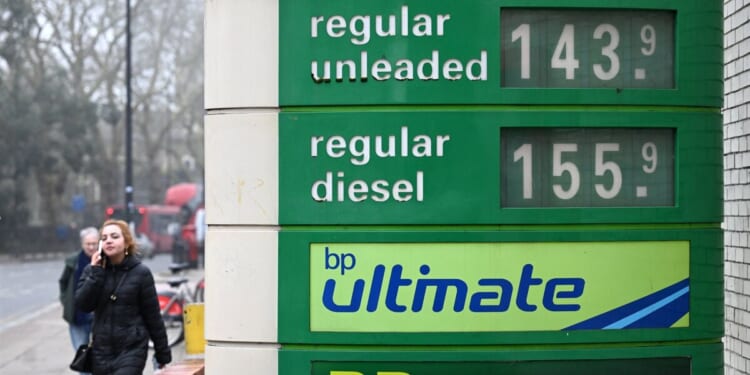 Drivers warned over 'non-essential journeys' - 'petrol could hit 170p' | Personal Finance | Finance