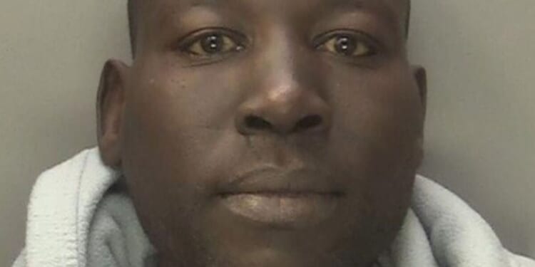 Vile paedophile monster abducts girl, 5, off UK street and sexually assaults her | UK | News