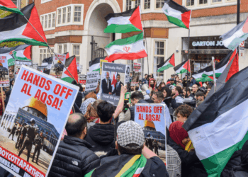 Thousands of pro-Tehran protesters to descend on London TODAY as police vow to 'act decisively'