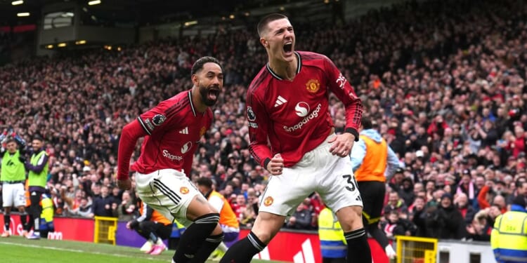 Premier League round-up as Manchester United beat Aston Villa and Bruno Fernandes reaches major milestone