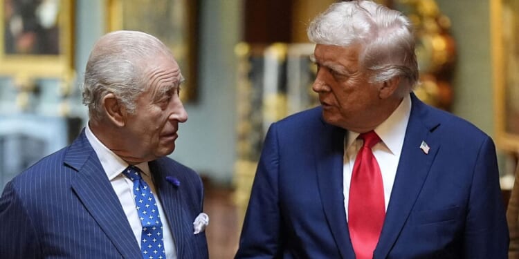 King Charles urged to delay state visit to the US amid Donald Trump row | Royal | News