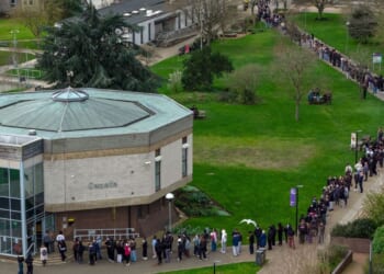 Meningitis outbreak LIVE: London on red-alert as cases of 'invasive' killer disease spike