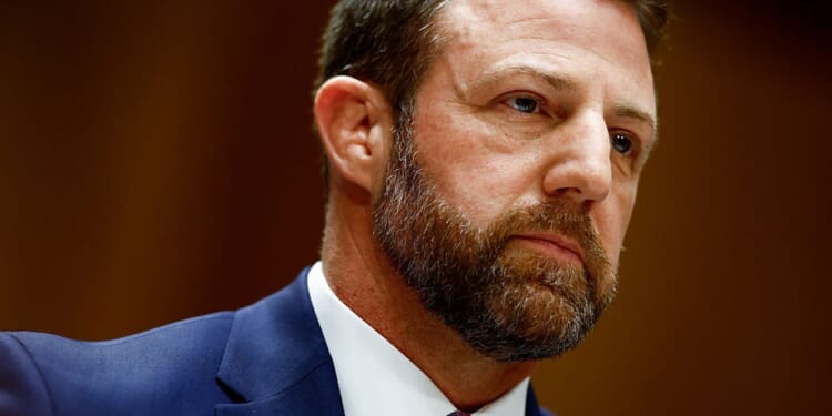 Mullin DHS Nomination Clears Committee After Democrat Breaks Ranks