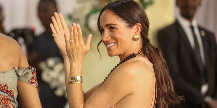 Meghan Markle faces problem ahead of £1,700-a-ticket girls’ weekend | Royal | News