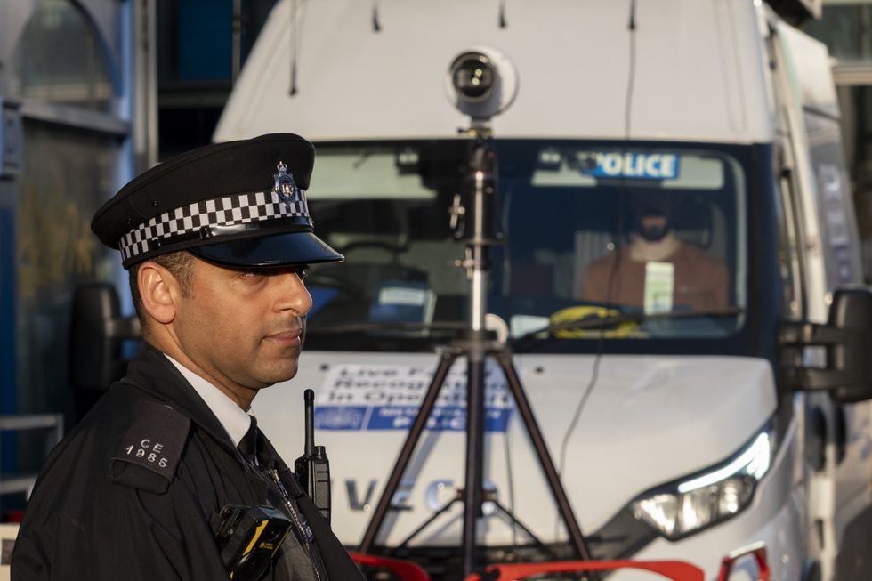 Met Police live facial recognition van