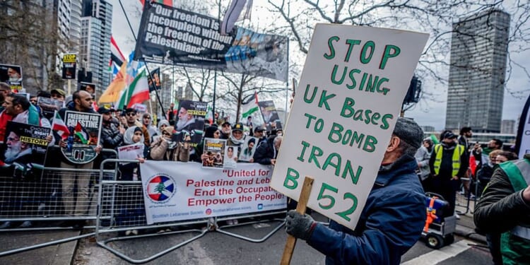 Iran news: Protestors slam Keir Starmer's government over handling of Iran conflict