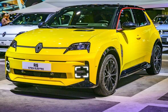 A Renault 5 in yellow