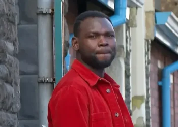 Man who claimed asylum on grounds he was 'secretly gay' revealed to have abandoned wife and son