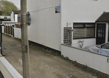 Council row erupts as mum-of-four faces homelessness after local authority demands she tear down £180k extension