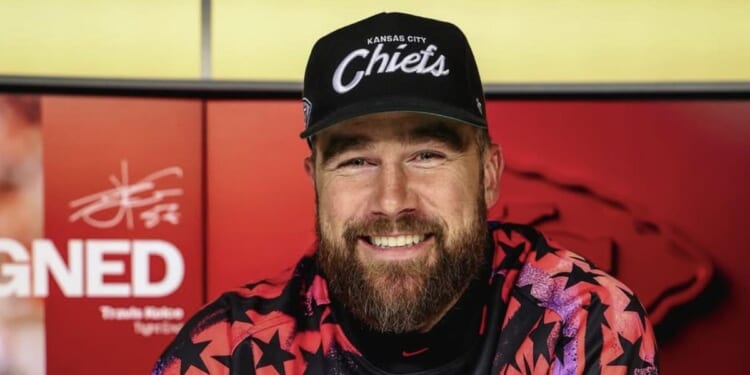 Travis Kelce signs shock deal with Kansas City Chiefs after making retirement decision
