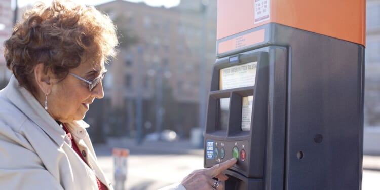 Parking row as Warwickshire grandmother, 81, slapped with £270 fine despite being unable to pay at broken meter
