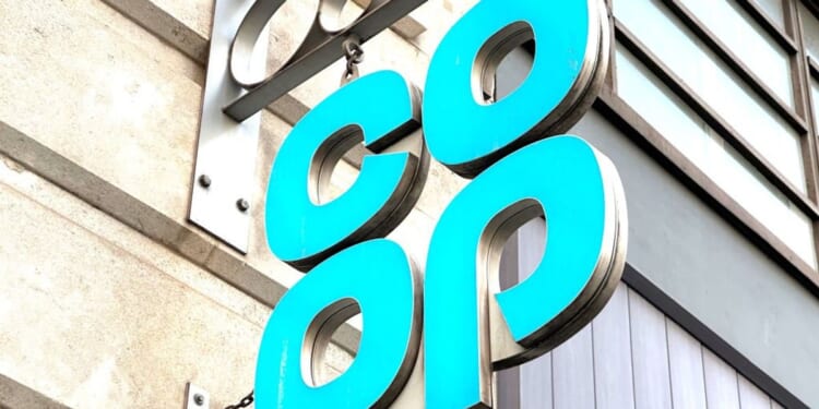 Co-op staff told they could be sacked for challenging shoplifters