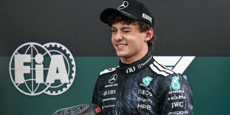 Kimi Antonelli sends message after beating George Russell to clinch pole for Japanese Grand Prix