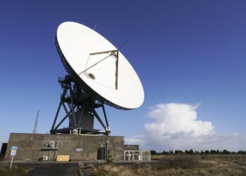 British engineers to help Nasa track Moon mission as astronauts prepare for deep space journey