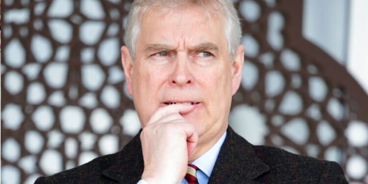 Andrew Mountbatten Windsor demanded Eugenie’s wedding be as grand as Harry's | Royal | News