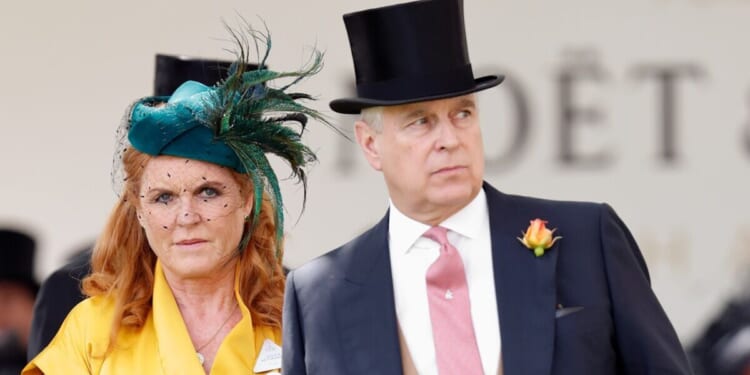 Andrew and Fergie branded ‘grasping’ as fans left unimpressed | Royal | News