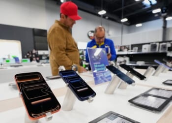 Apple's $400M Bold New Bet on US-Made Sensors and Circuits – RedState