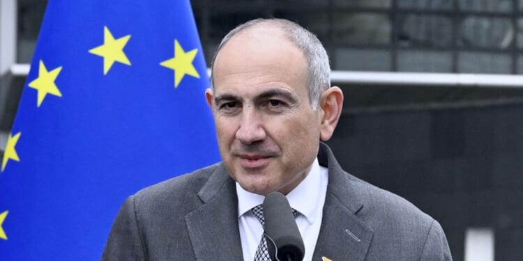 Armenian Apostolic Church denounces claims of PM Pashinyan