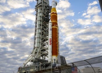 Artemis 2 launch weather update as breezes 'continue to be an issue' for NASA mission | Science | News