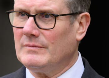'Beggars belief' - fury mounts over Starmer handing Mandelson £75K | Politics | News