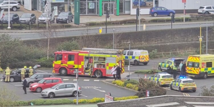 Bradford explosion: Huge bang heard outside Costa Coffee shop | UK | News