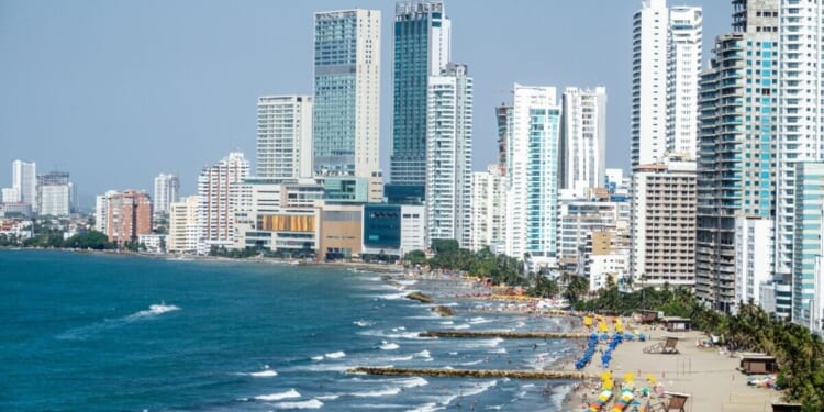 Brit, 30, dies after getting into trouble in Caribbean | World | News