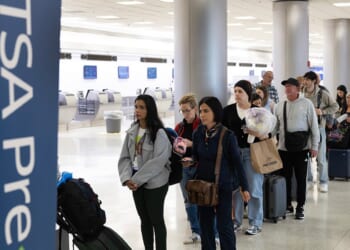 Christian Nonprofit Supports TSA Agents During Shutdown