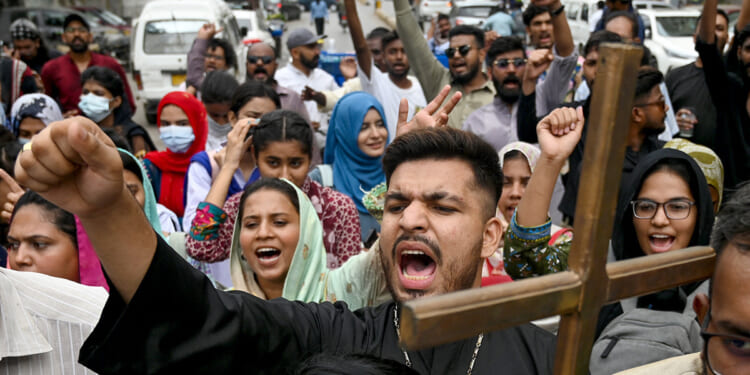 Christian father facing death penalty after false blasphemy charge