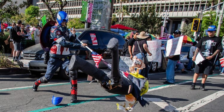 Dozens of Arrests Made at 'No Kings' Rallies Around U.S. Saturday