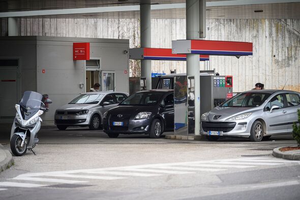 SLOVENIA-ITALY-HEALTH-VIRUS