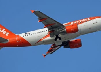 EasyJet launches new seats with more legroom - but passengers will lose 1 thing | UK | News