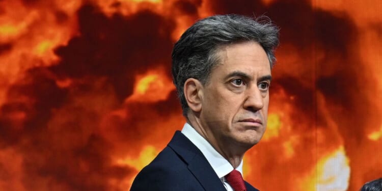 Ed Miliband’s net zero boss blasted for ‘hypocrisy’ | Politics | News