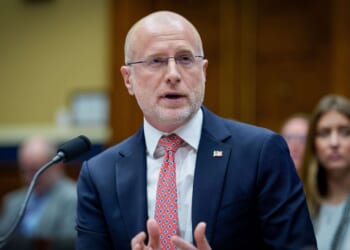 FCC Chair Brendan Carr threatens media outlets that don't report good Iran war news