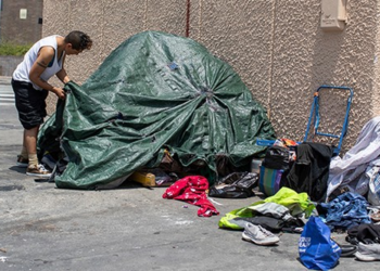 Fraudsters Pay LA Skid Row Residents for Petition Signatures — Then Attack Investigative Team – RedState