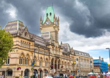 Fury as Labour axes 800 councillors and shuts 43 councils | UK | News