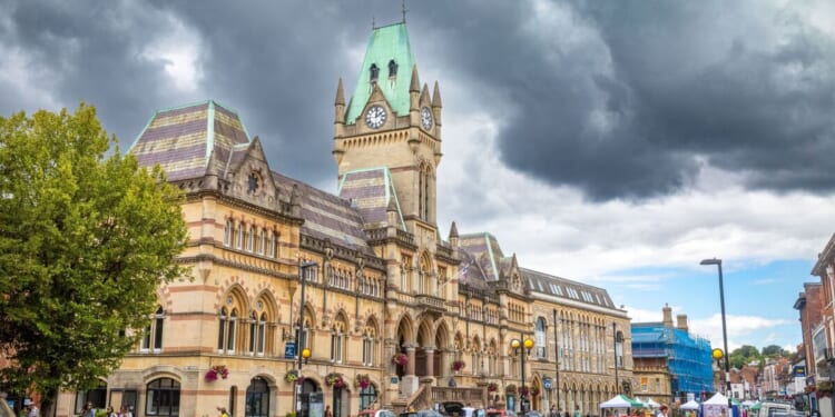 Fury as Labour axes 800 councillors and shuts 43 councils | UK | News