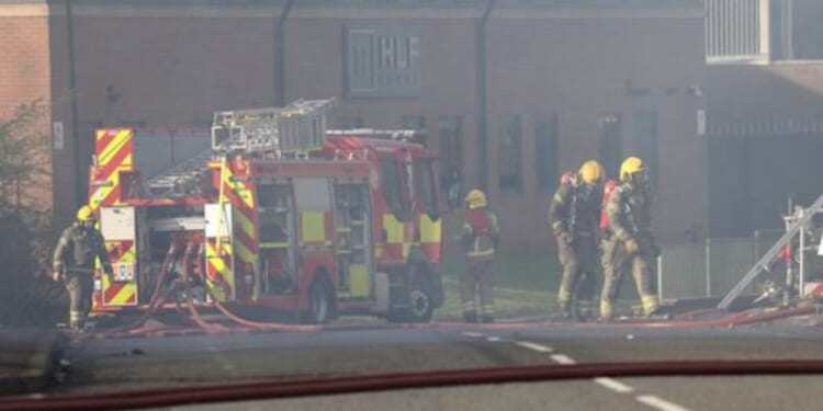 Gateshead fire LIVE: Residents told 'shut doors and windows' as blaze erupts in Blaydon | UK | News