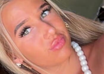 Girl, 16, found injured on Leeds street dies | UK | News