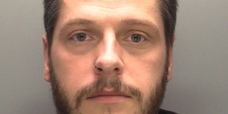 Girl younger than 13 raped and molested by neck-tattooed monster | UK | News