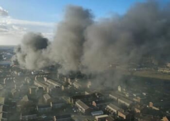 Grimsby fire LIVE: Huge blaze erupts near town centre | UK | News